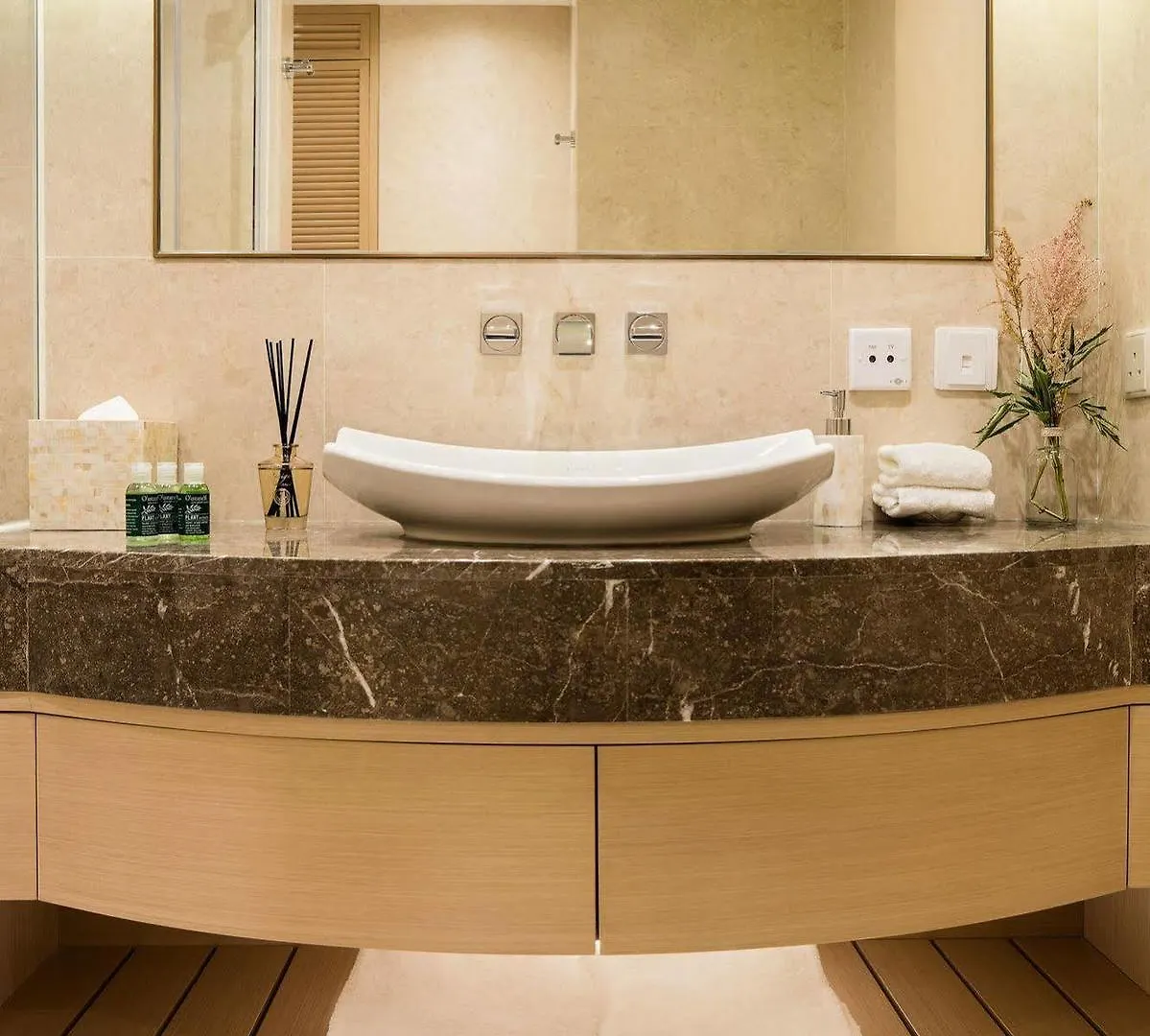 Burlington Hotel Hong Kong 4*,  China