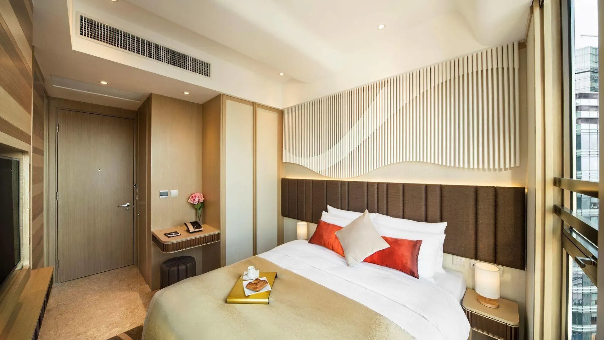 Burlington Hotel Hong Kong 4*,